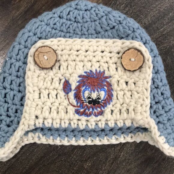 Handmade! Toddler Winter Hat, Lion, Blue, Ivory, and Burgandy - Picture 2 of 4